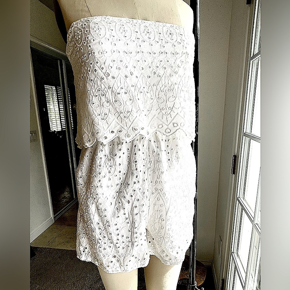 Darling Jessica Simpson white eyelet romper NWT